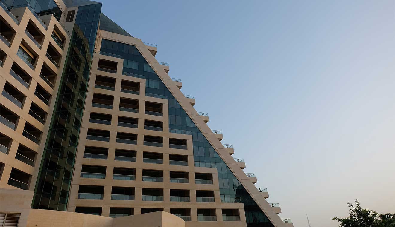 Why Invest in Dubai Real Estate?